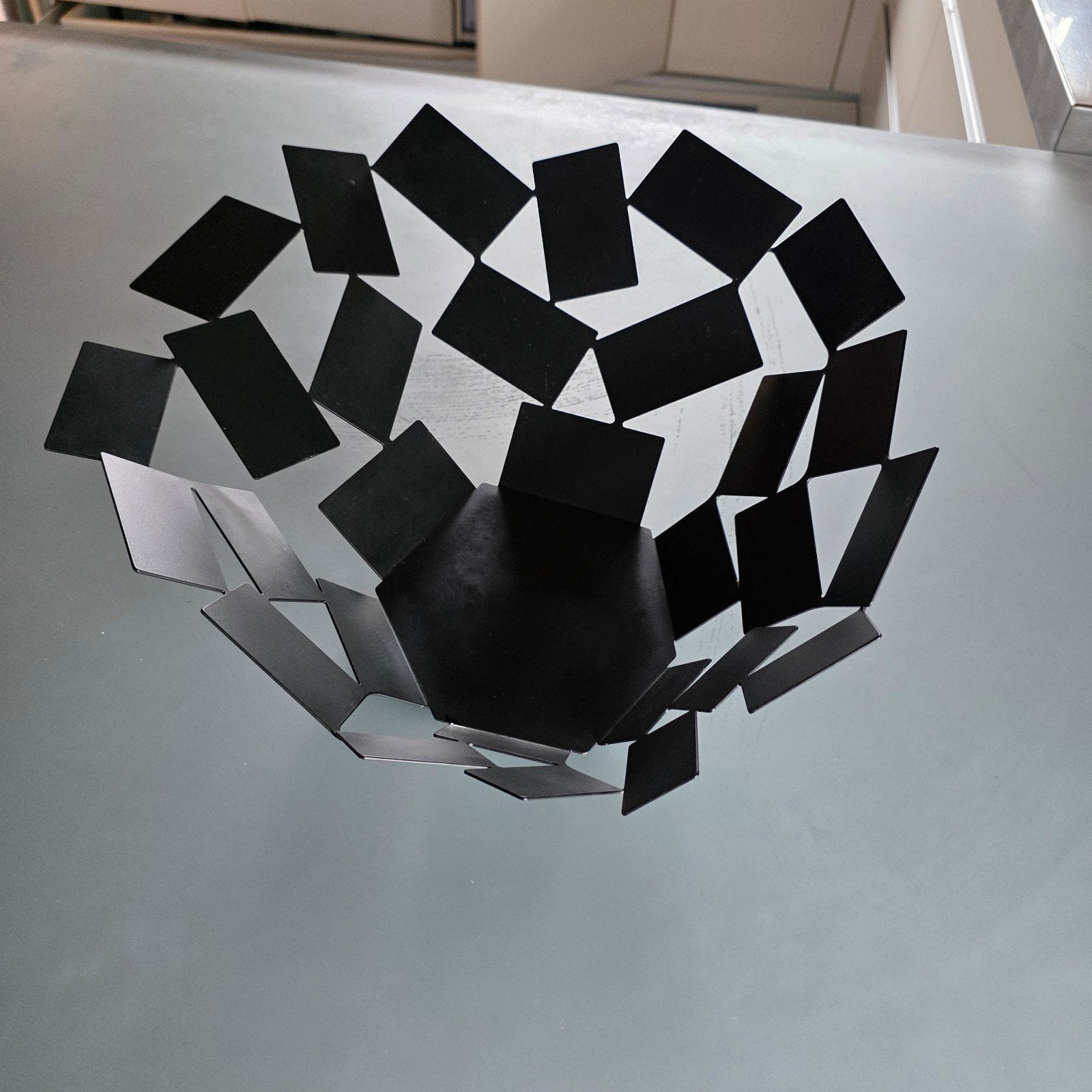Alessi Mario Trimarchi La Stanza Dello Scirocco Fruitschaal, Ophalen of Verzenden, Zo goed als nieuw, Rond, Overige materialen