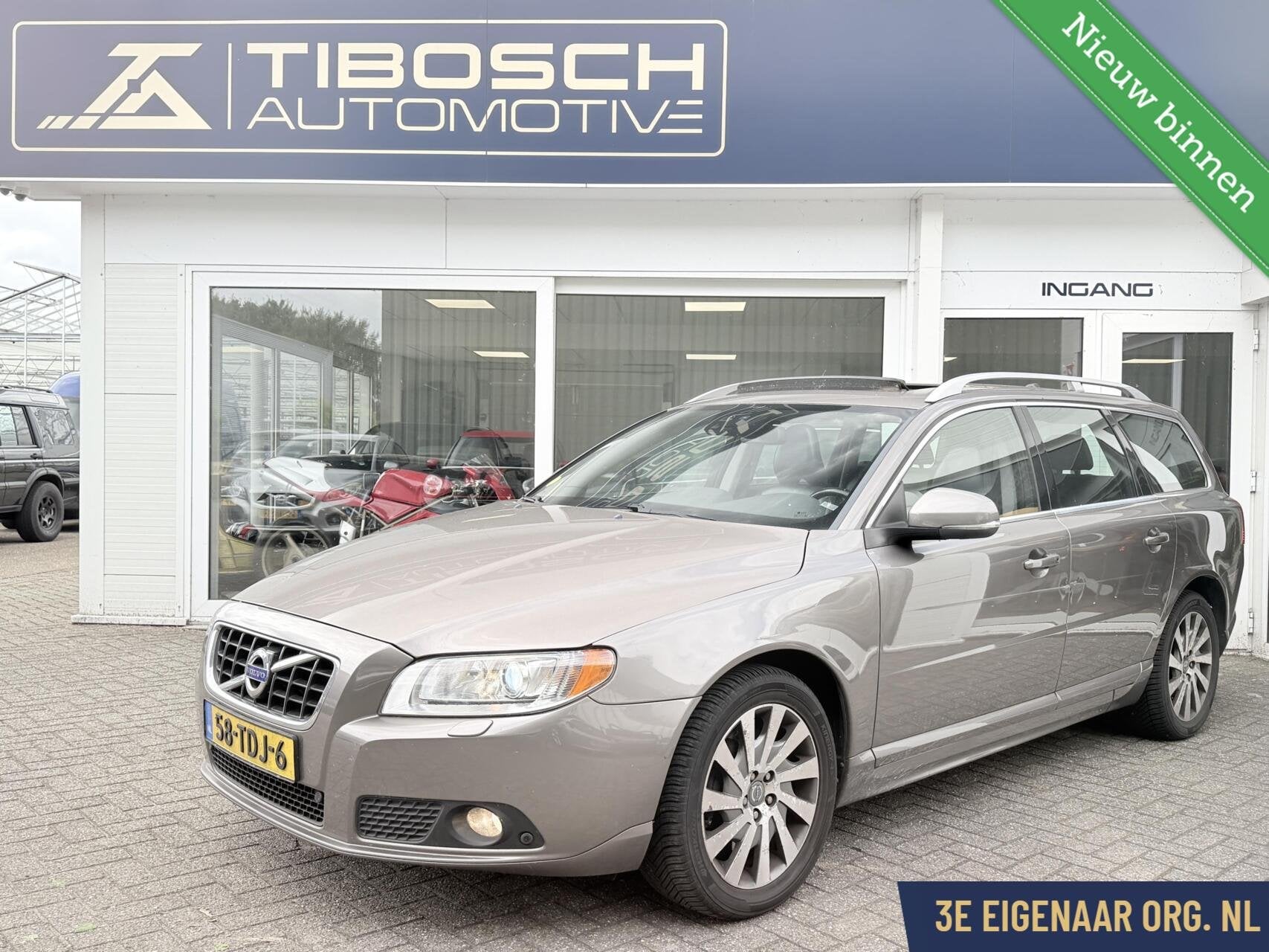 Volvo V70 2.0 D3 Summum, 1984 cc, Beige, Stationwagon, Volvo