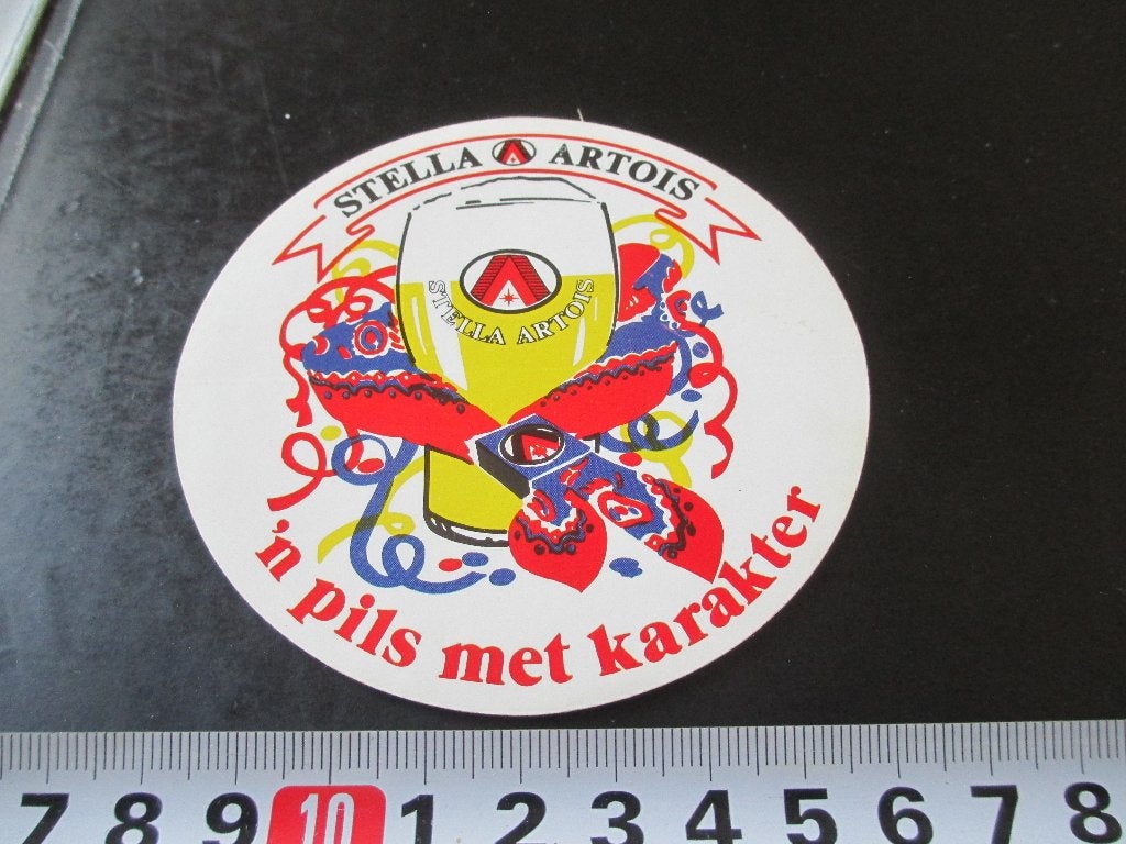 sticker STELLA ARTOIS bier 'n pils met karakter *, Ophalen, Zo goed als nieuw