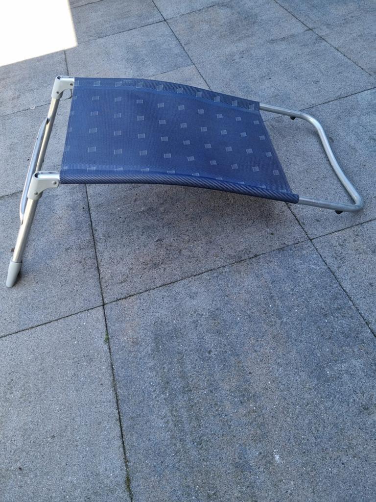 2 Dukdalf voetenbankjes, Ophalen, Gebruikt, Campingstoel
