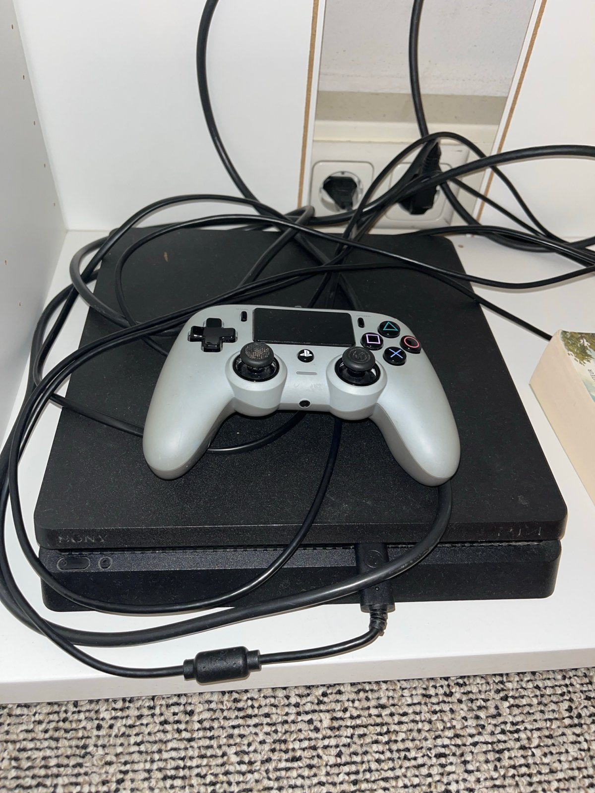 Sony PlayStation 4 met controller, Spelcomputers en Games, Spelcomputers | Sony PlayStation 4, Ophalen of Verzenden, Met 1 controller
