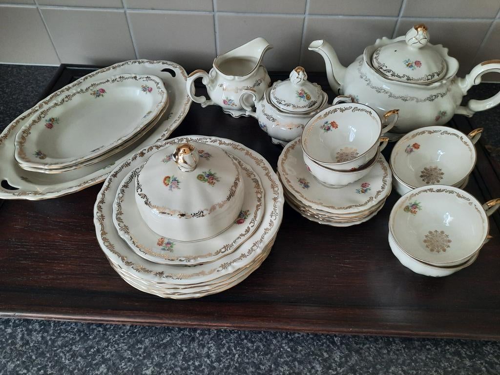 Kronester ontbijtservies, Ophalen