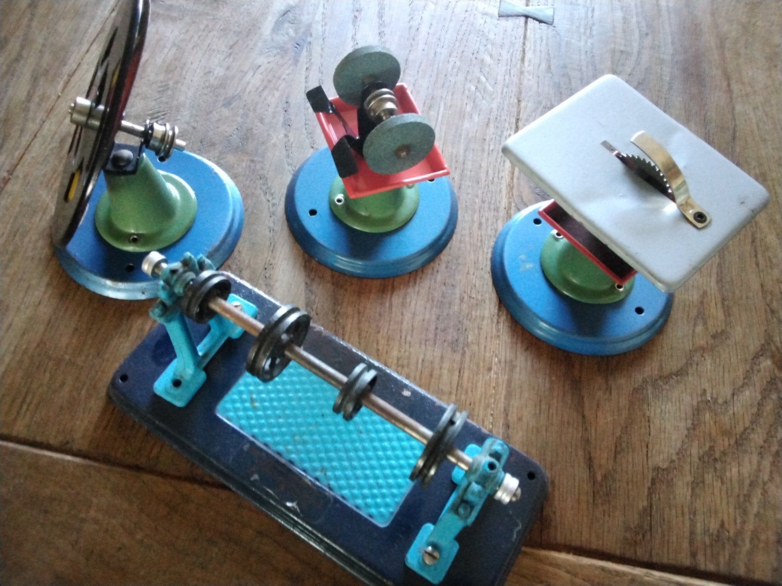 stoommachine aandrijfmodellen  4stuks  in 1 koop, Hobby en Vrije tijd, Modelbouw | Overige, Ophalen of Verzenden, Gebruikt, Groter dan 1:32
