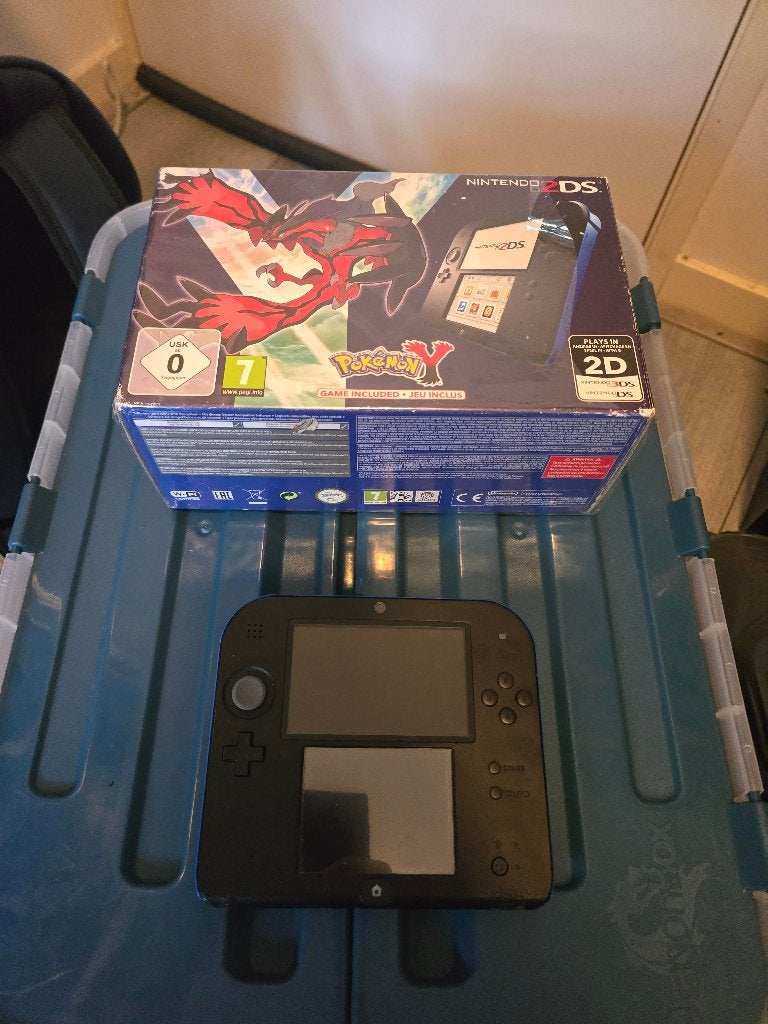 Pokemon Y Nintendo 2DS Met Doos, Spelcomputers en Games, Spelcomputers | Nintendo 2DS en 3DS, Ophalen of Verzenden, Gebruikt, Blauw