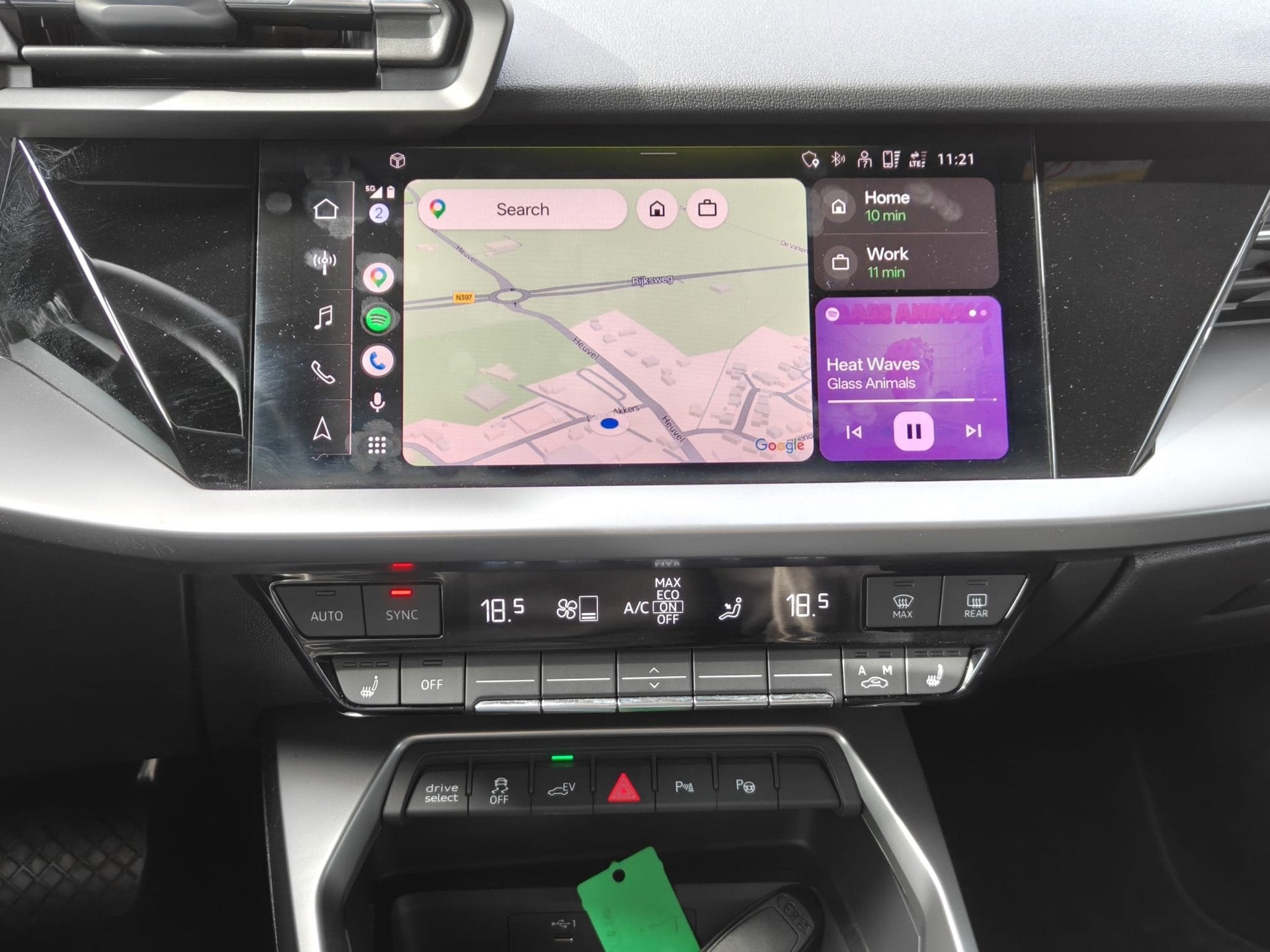 Foto 12 van Audi A3 Sportback 40 TFSI e Advanced edition KEYLESS/STOELVE