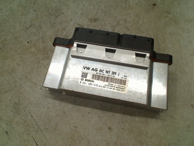 Computer Motor Volkswagen Polo V (6R) 2015 04C907309J, Auto-onderdelen, Gebruikt, Bosch Engineering GmbH, Volkswagen, Robert-Bosch-Allee 1, Abstatt 74232, , Duitsland