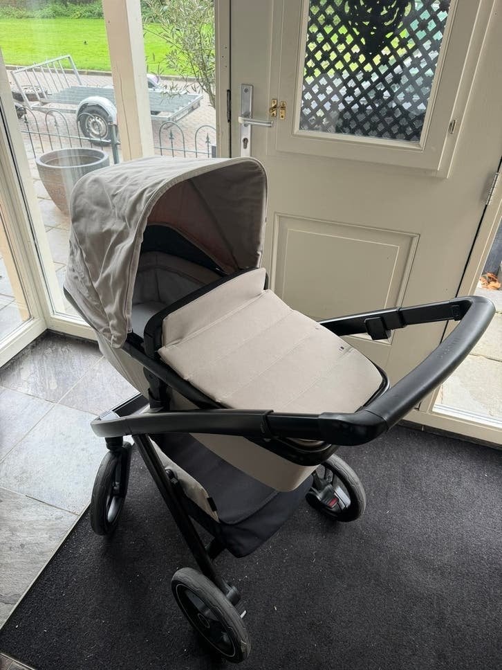 Complete Dubatti 3 in 1 kinderwagen mushroom grey, Kinderen en Baby's, Ophalen, Zo goed als nieuw, Kinderwagen, Overige merken