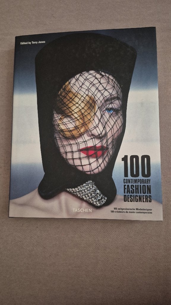 Contemporary Fashion Designers boeken, Ophalen of Verzenden, Zo goed als nieuw, Mode algemeen