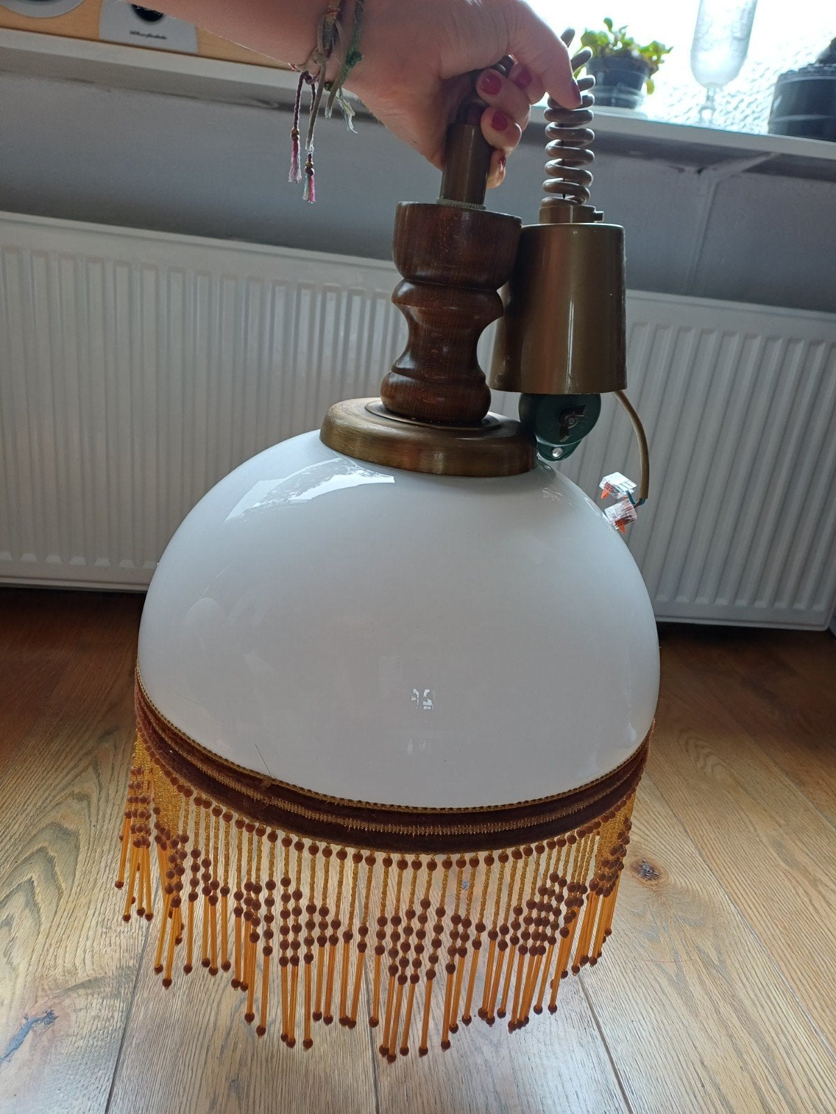 Vintage hanglamp met franjes en glazen kap, Ophalen, Gebruikt, Glas, E27 (groot)