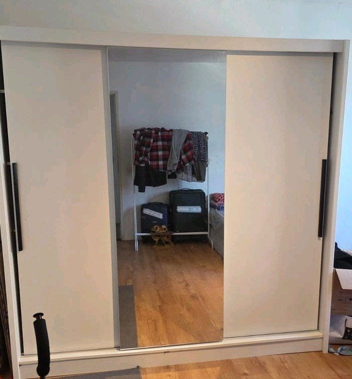 Grote kledingkast met schuifdeuren (2 stuks), Ophalen, Met deur(en), Gebruikt, 200 cm of meer