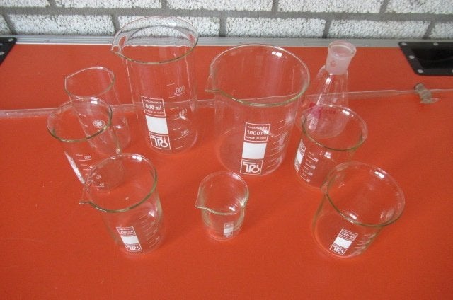 laboratorium bekerglazen met maatverdeling - lab. glaswerk, Ophalen of Verzenden