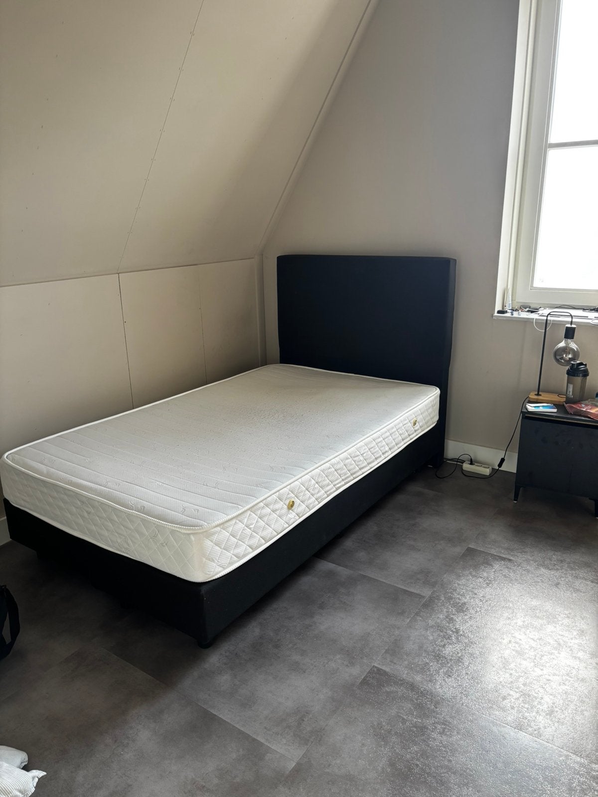 Boxspring 120 breed zwart zo goed  als nieuwe, Ophalen, Zo goed als nieuw, Twijfelaar, 120 cm
