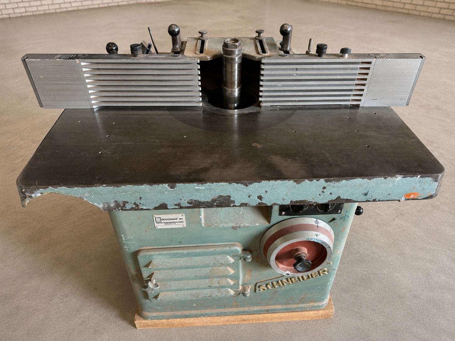 Schneider Freesmachine - 40mm as, links/rechts, Aigner, Ophalen, Gebruikt, Elektrisch, Overige soorten