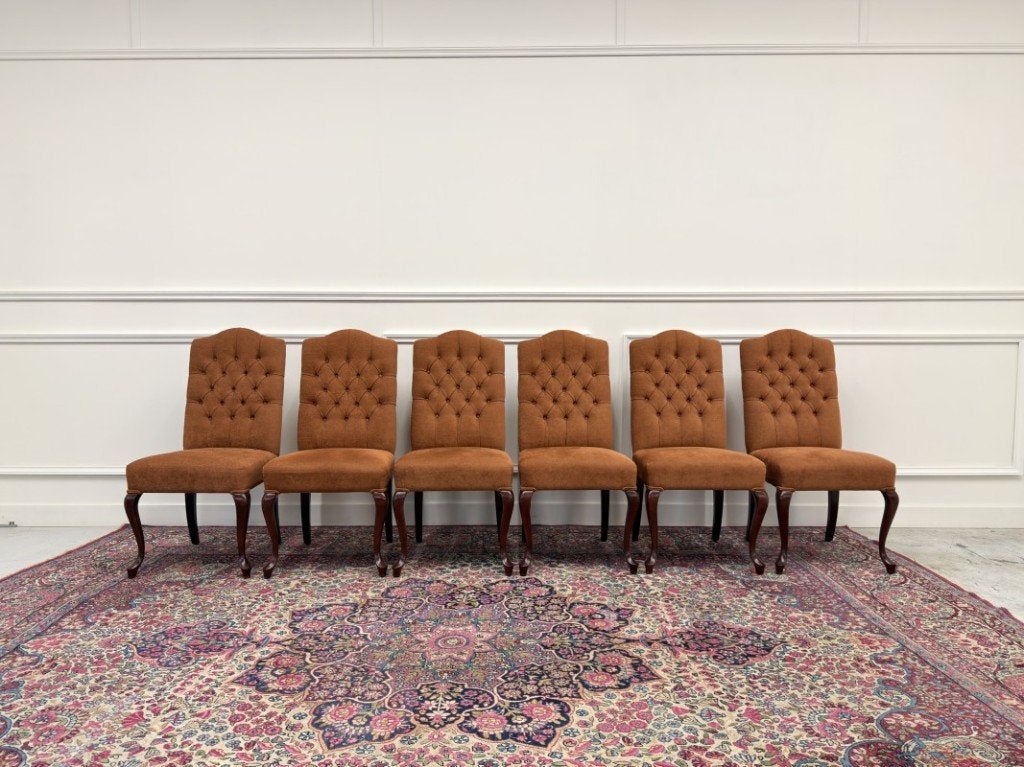Set Klassiek Engelse Gestoffeerde Chesterfield Stoelen, Ophalen