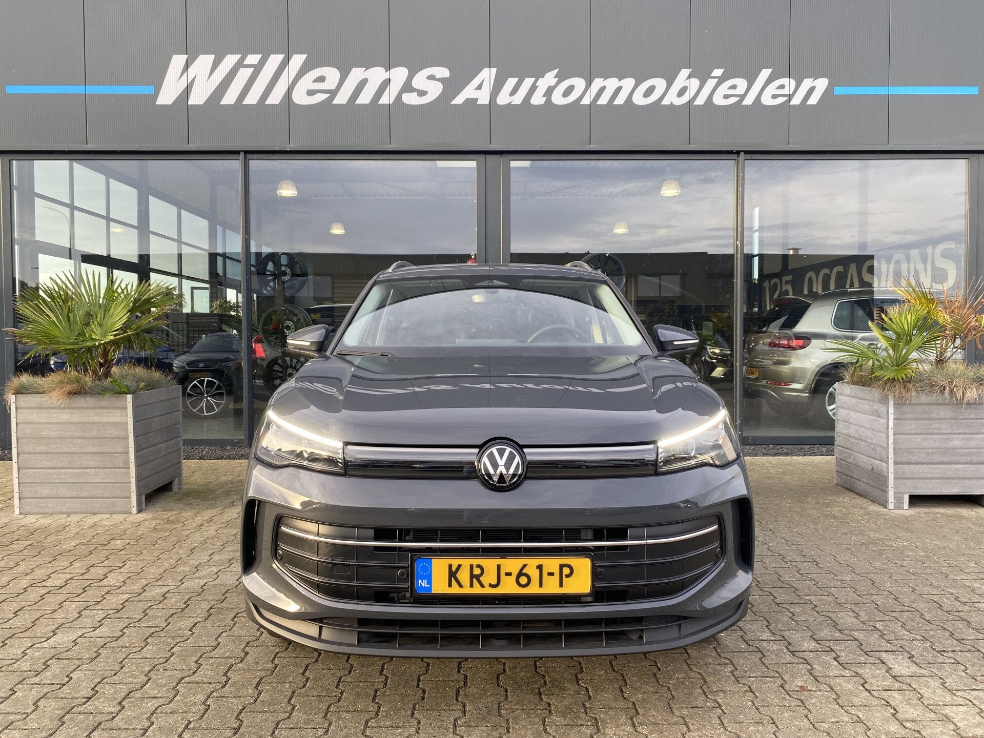 Volkswagen Tiguan 1.5 eHybrid Edition Elektrische Trekhaak,, Auto's, Met garantie (alle), Leder en Stof, Origineel Nederlands