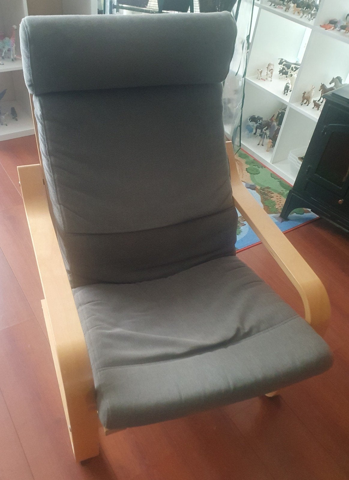 Grote ikea stoel .

In prima staat., Huis en Inrichting, Fauteuils, Ophalen, Zo goed als nieuw