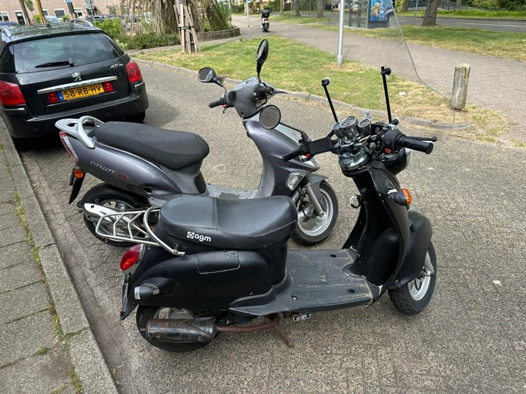 SNOR SCOOTERS AGM & KYMCO, Ophalen of Verzenden, Gebruikt, Benzine, Kymco