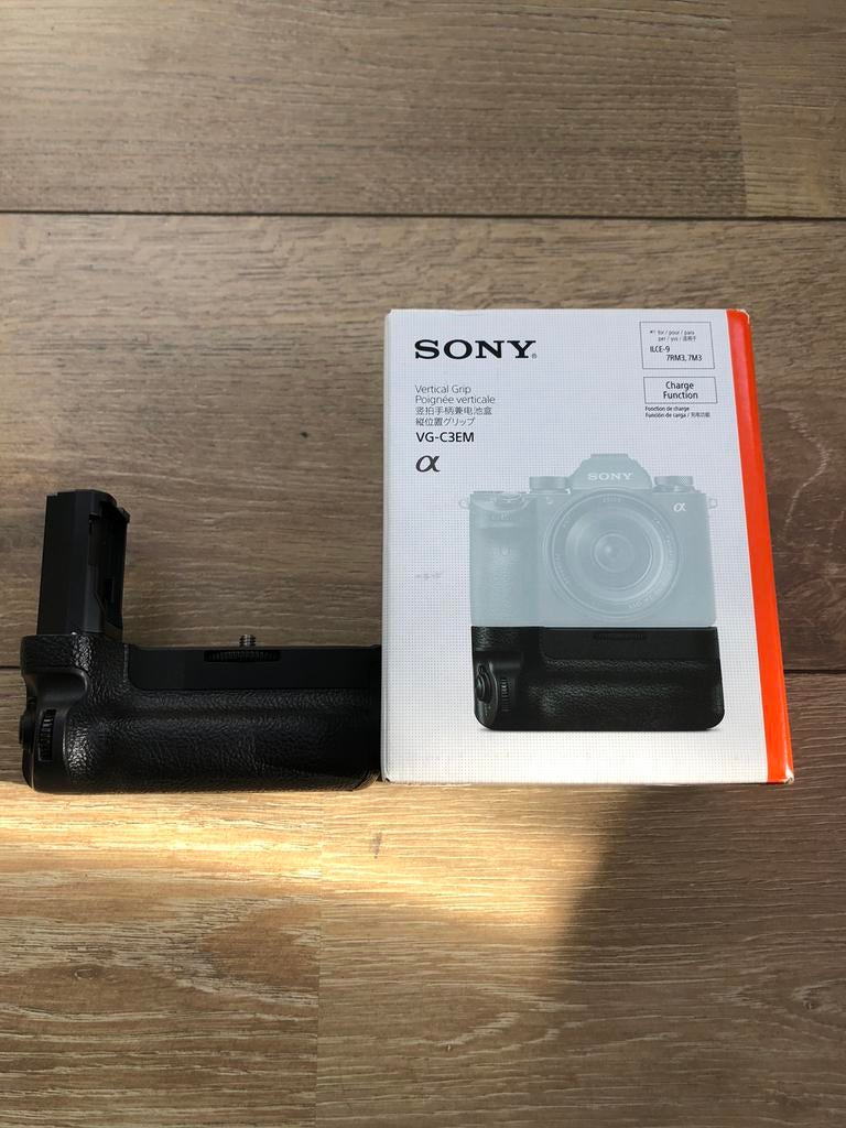 Sony VG-C3EM verticale Batterygrip A9/A7R III & A7III, Ophalen of Verzenden, Zo goed als nieuw