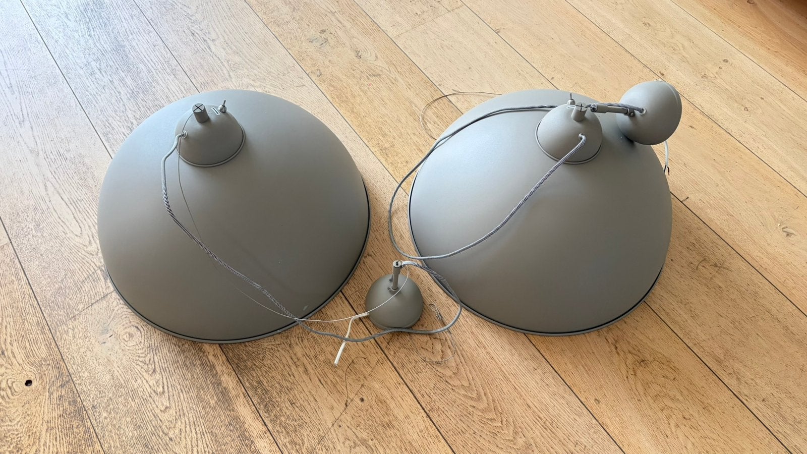 2 plafond lampen., Ophalen, Zo goed als nieuw