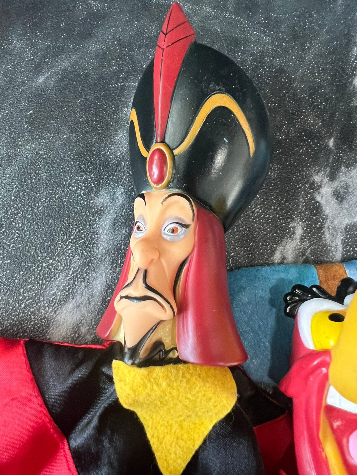 Handpop Disney Aladin 2 stuks Jaffar, en papagaai, Kinderen en Baby's, Speelgoed | Knuffels en Pluche, Ophalen of Verzenden, Zo goed als nieuw