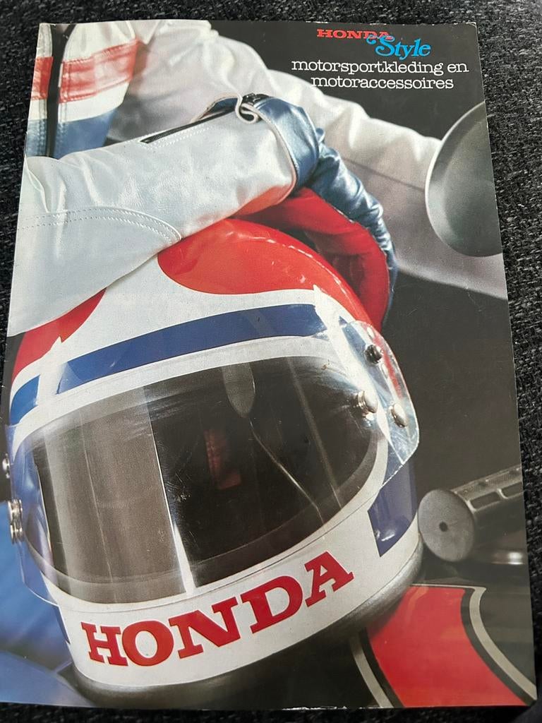 Honda Style folder, Ophalen of Verzenden, Gelezen, Honda