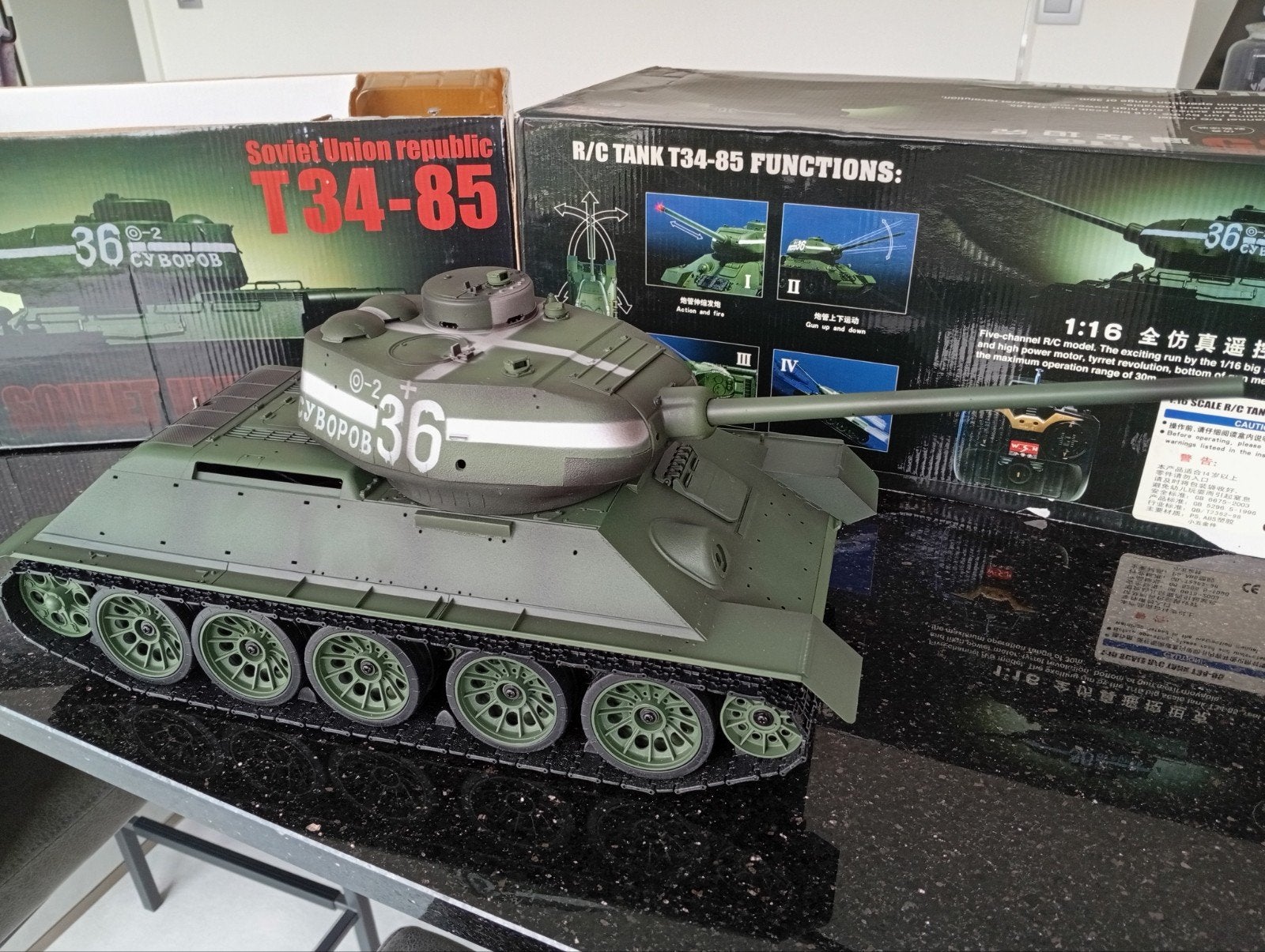 T34/85 rc tank wsn/torro 1/16, Ophalen of Verzenden, Nieuw