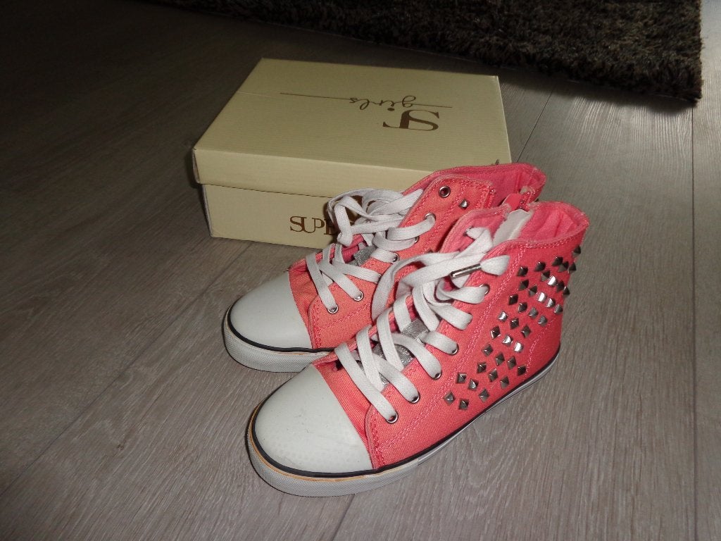 Leuke meisjesgympen van supertrash, maat 35, Meisje, Schoenen, Nieuw, Ophalen of Verzenden