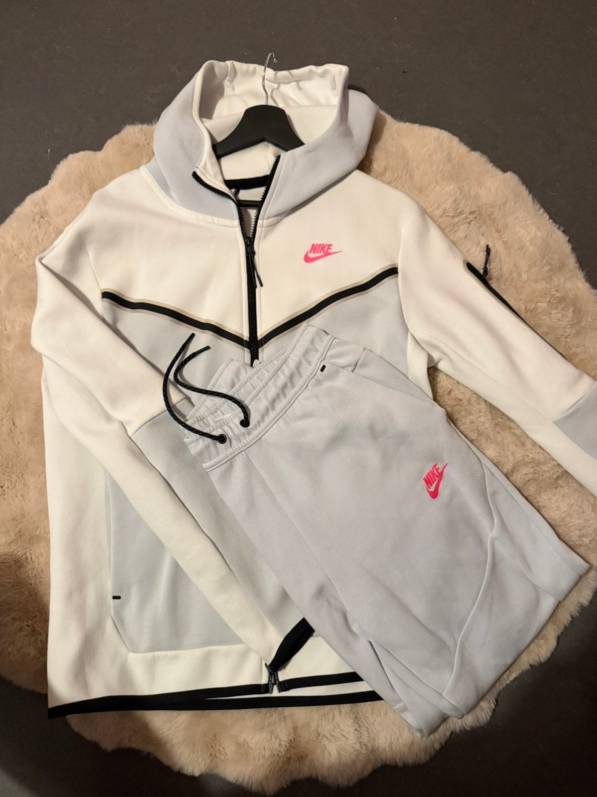 Nike tech, Ophalen of Verzenden, Zo goed als nieuw, Maat 36 (S), Pak