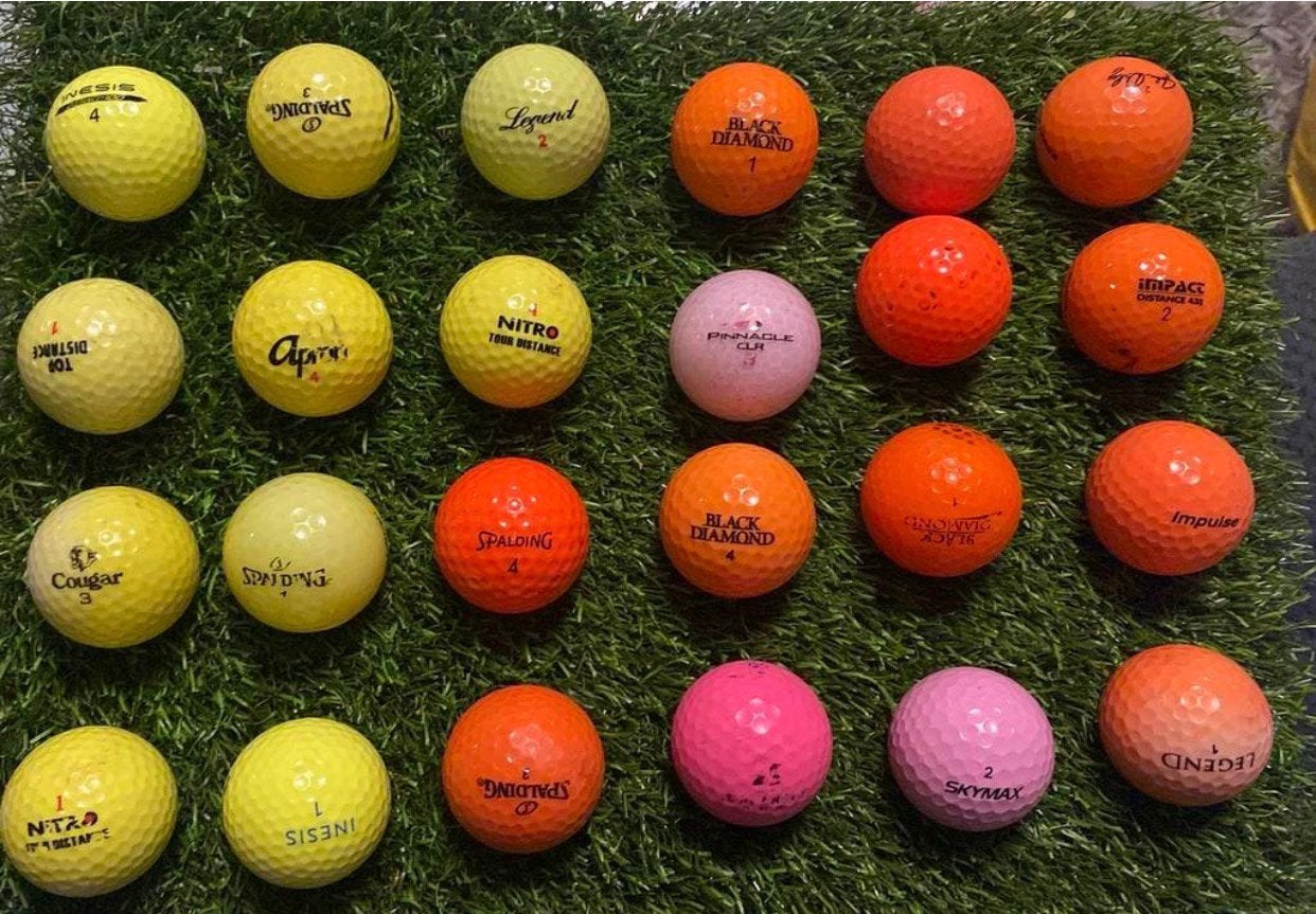 55 MOOIE GEKLEURDE GOLFBALLEN, Sport en Fitness, Ophalen, Zo goed als nieuw, Bal(len), Callaway