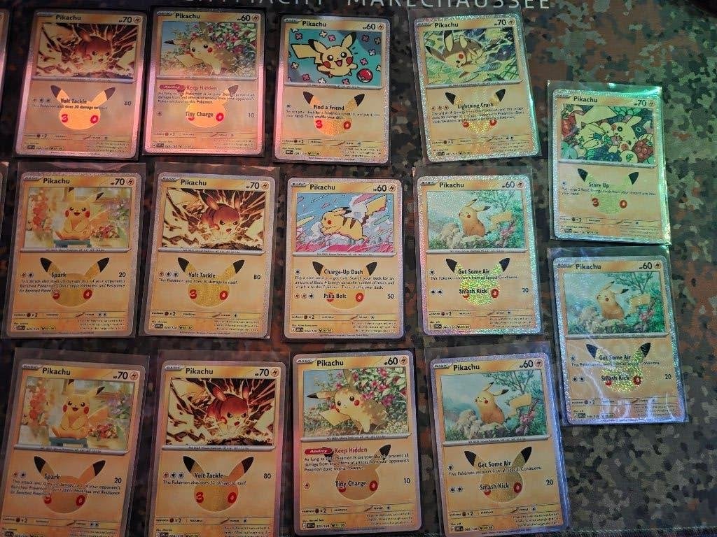 Pikachu 30th Celebration 29x, Ophalen of Verzenden, Nieuw, Losse kaart