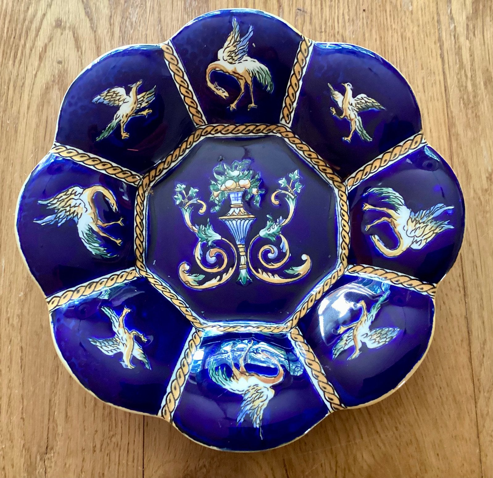 Antiek sierbord: Gien France. Renaissance Fond Blue., Ophalen of Verzenden