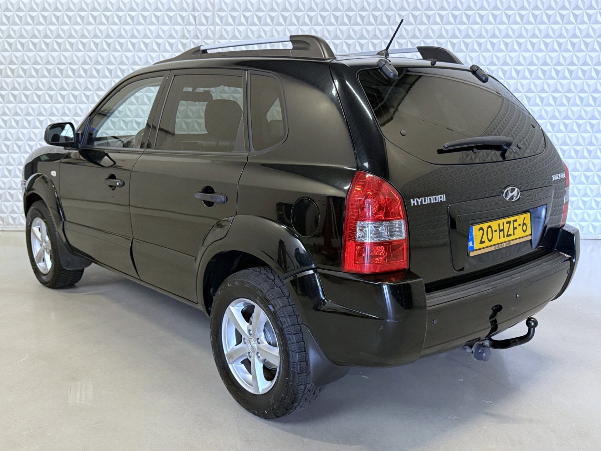 Hyundai Tucson 2.0i Dynamic Executive / KOPPELING KOMT ER AA, Gebruikt, 4 cilinders, Zwart, Origineel Nederlands