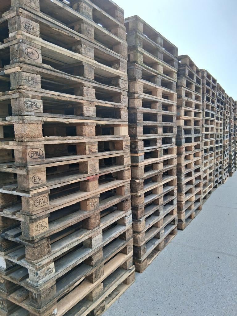 Europallets en pallet randen gezocht tegen vergoeding!!, Doe-het-zelf en Verbouw, Hout en Planken, Ophalen, Overige houtsoorten