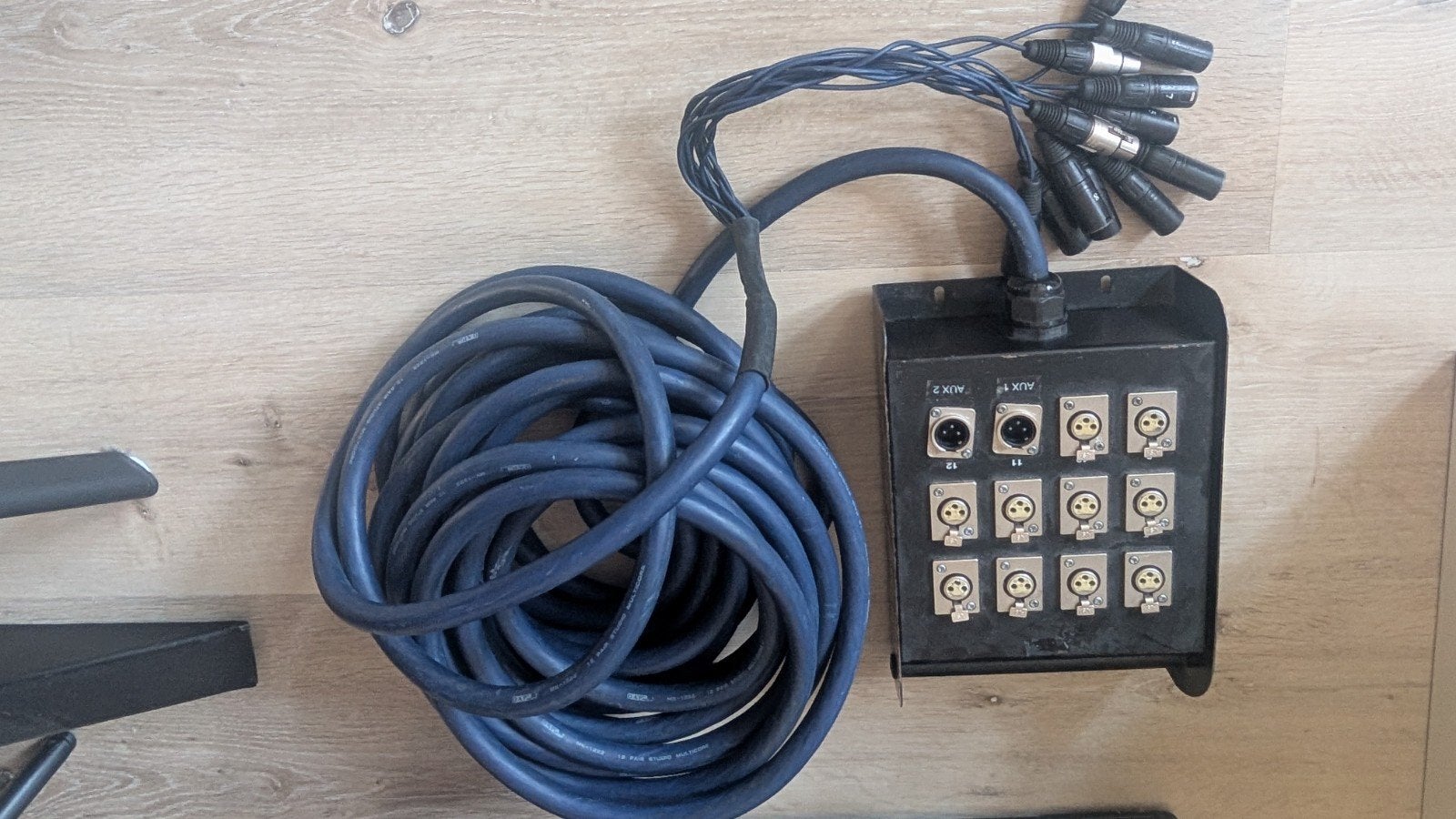 Stagebox met multikabel - 12 kanalen, Muziek en Instrumenten, Kabels en Stekkers, Ophalen of Verzenden, Gebruikt, Apparatuur