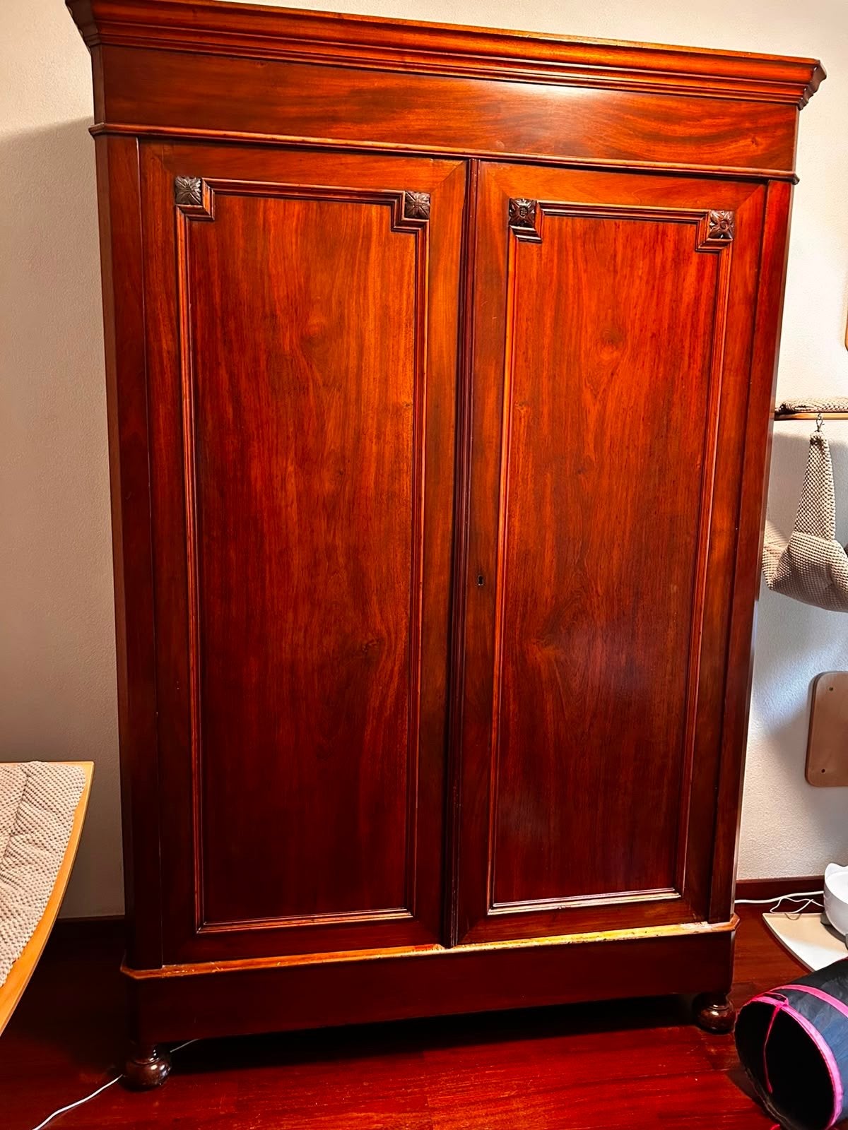 Antieke notenhouten (leg)kast, Ophalen