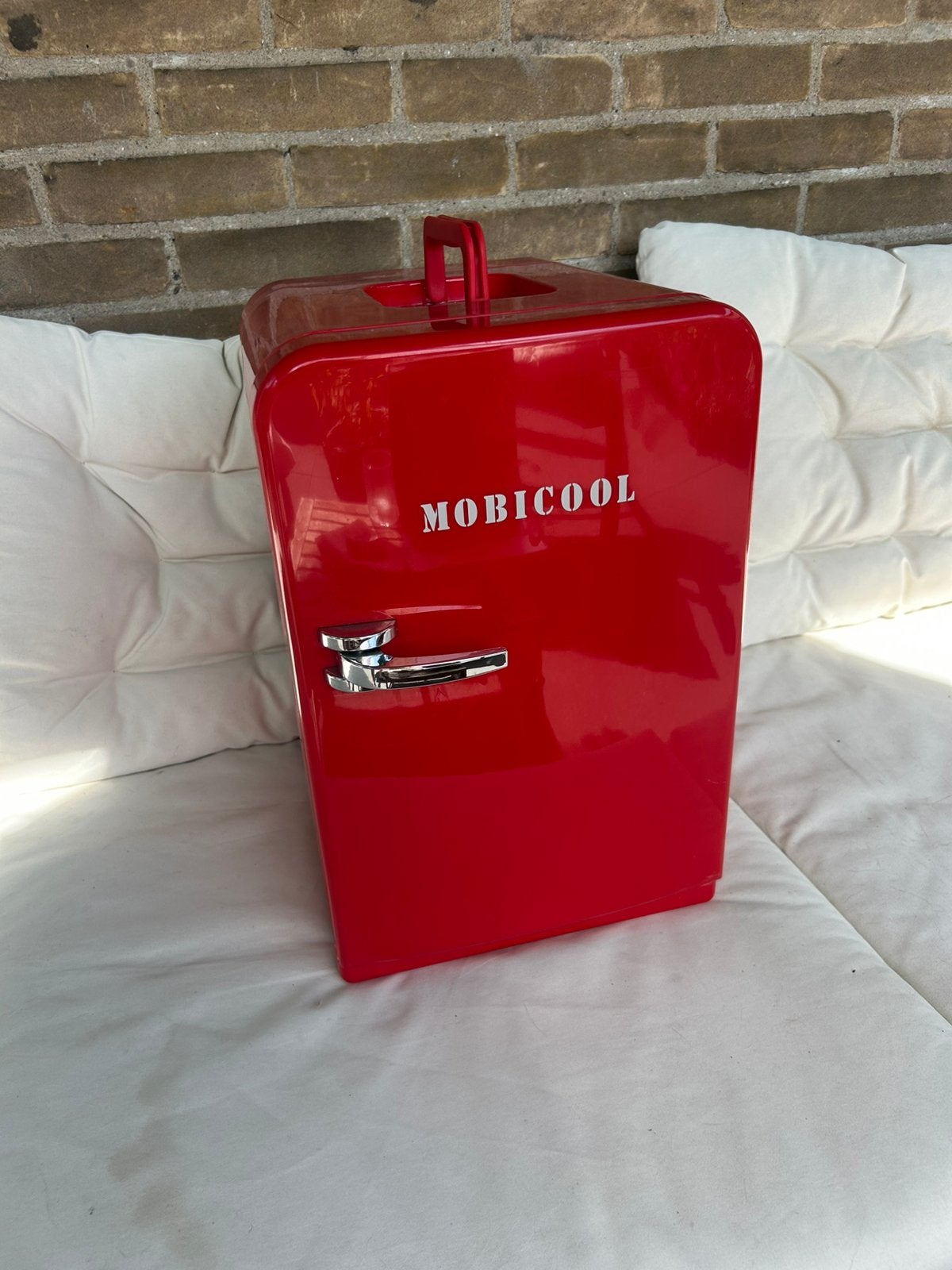 Mobicool retro mini koelkast / ijskast, Ophalen, Zo goed als nieuw, Elektrisch