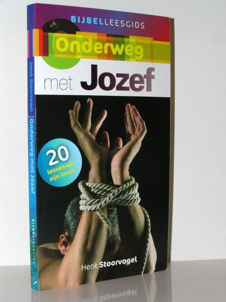 Henk Stoorvogel - Onderweg met Jozef, Ophalen of Verzenden, Zo goed als nieuw, Christendom | Katholiek