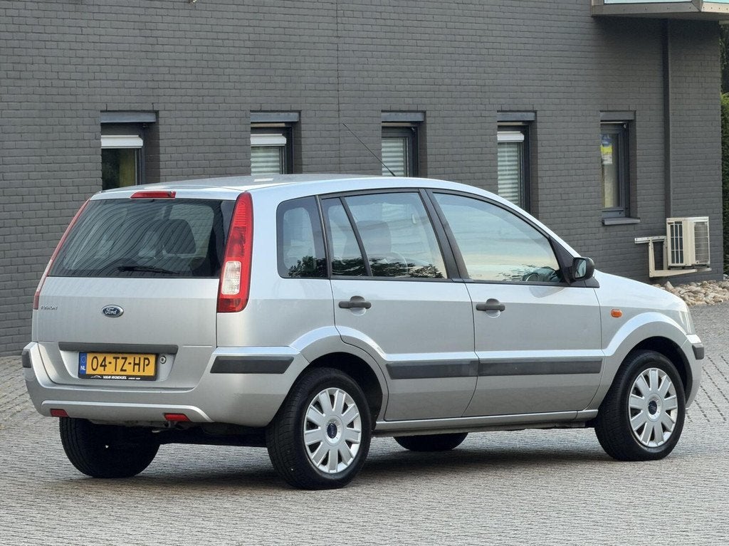 Ford Fusion 1.4-16V airco inruil mogelijk, Auto's, Ford, Voorwielaandrijving, 15 km/l, Gebruikt, 49 €/maand