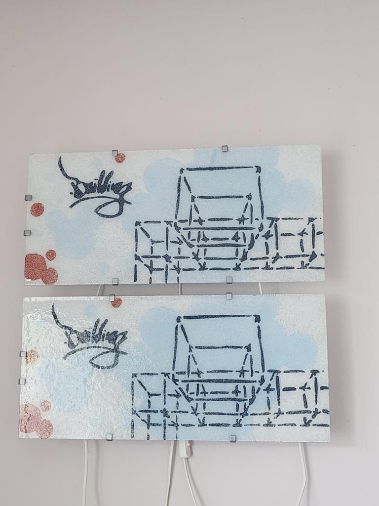 Gyllen (ikea)Set van 2 unieke wandlampen met abstract design, Ophalen of Verzenden, Gebruikt, Glas