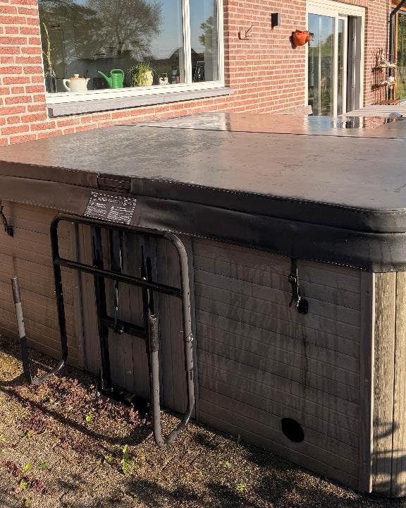 Spa / Jacuzzi cover 225x225 cm + coverlift (caddy), Ophalen, Gebruikt, Afdekzeil, Vast