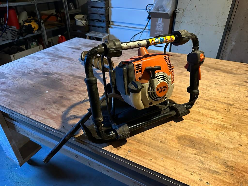 Stihl BT 121 Grondboor, Ophalen, Gebruikt