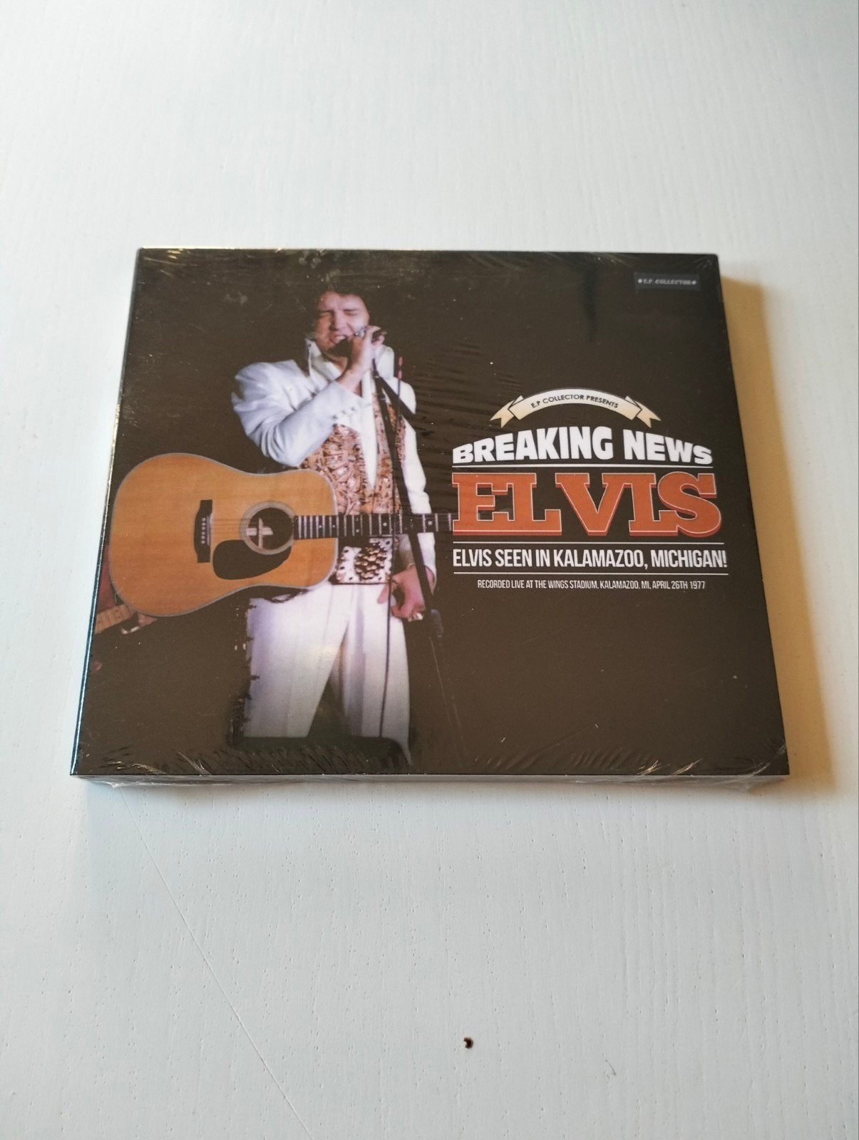 Elvis Presley digipack cd "ELVIS SEEN IN KALAMAZOO", Ophalen of Verzenden, Nieuw in verpakking