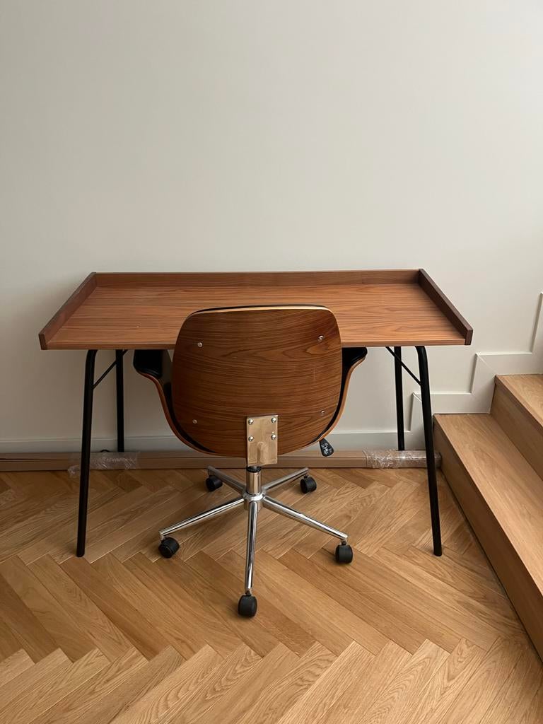 Notenhout bureau met bijpassende stoel, Ophalen, Overige typen, Gebruikt, Hout