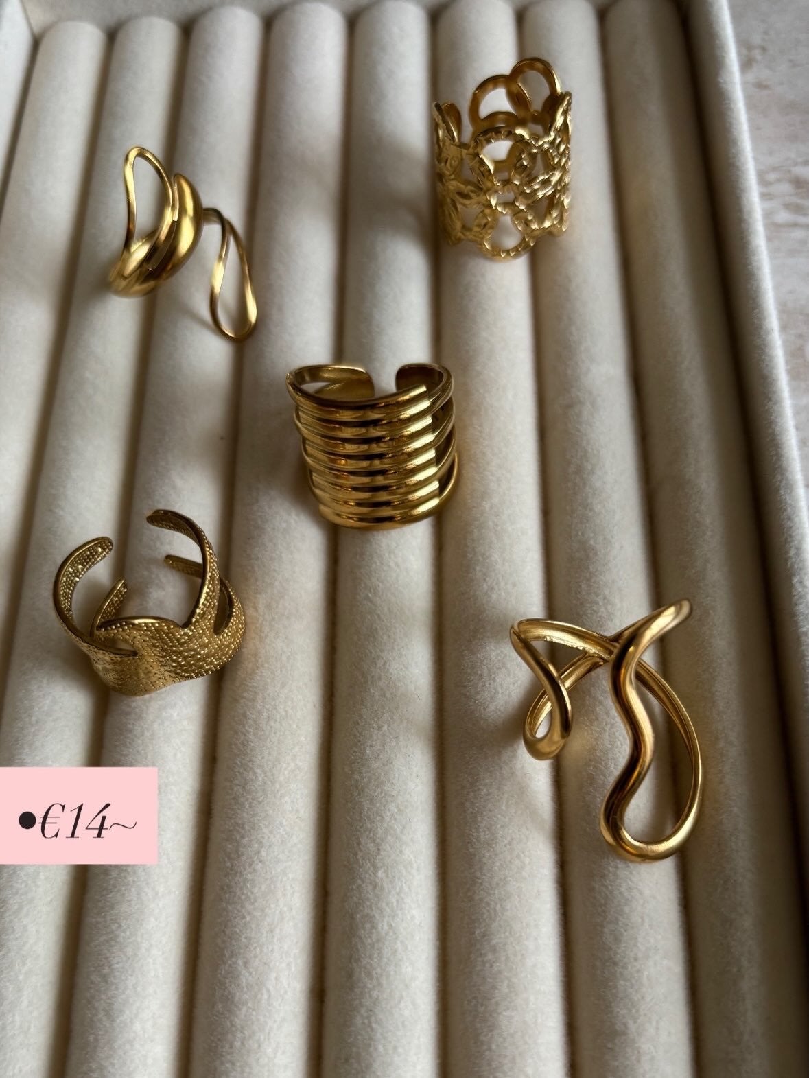 Stainless steal Gouden Ringen - Verstelbaar & Stijlvol, Overige materialen, Nieuw, Ophalen of Verzenden, 17 tot 18