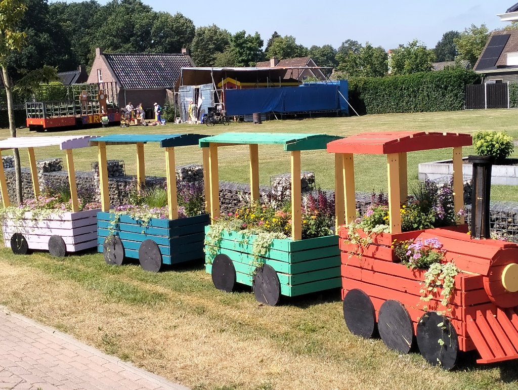 Straatversiering gratis af te halen, Ophalen, Versiering