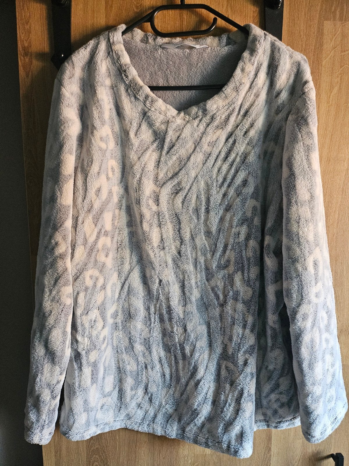 Primark Cares pluizige trui maat L, Primark, Ophalen of Verzenden, Zo goed als nieuw, Maat 42/44 (L)