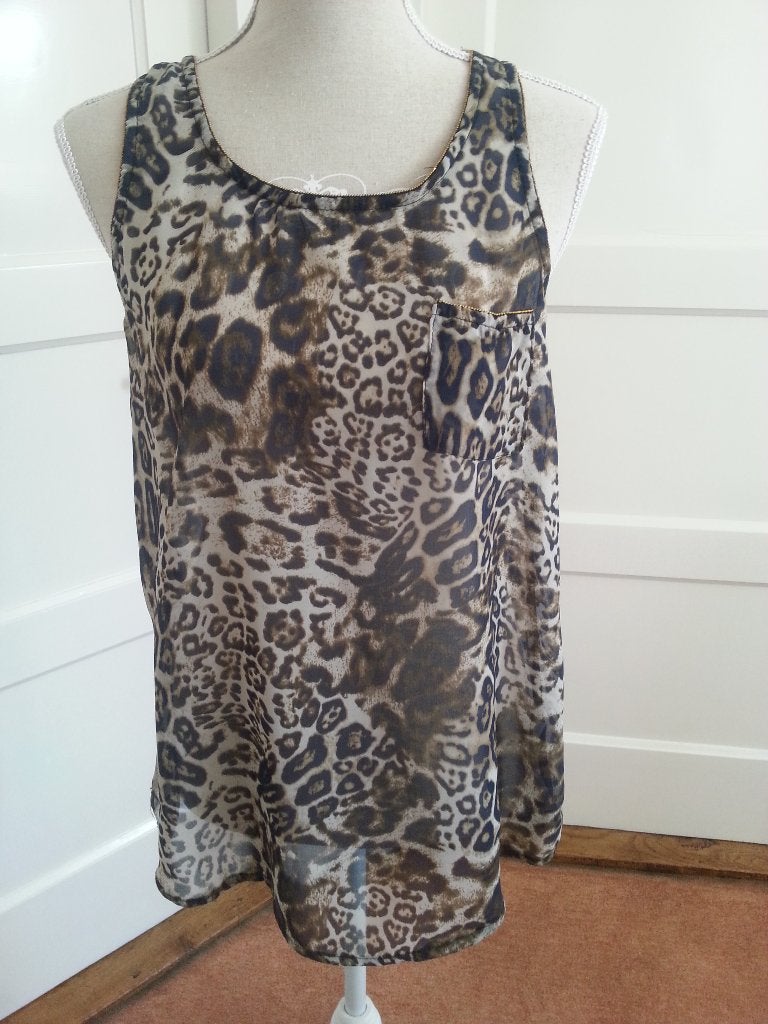 Mooie hes van SOLANGE      maat M, Kleding | Dames, Maat 38/40 (M), Verzenden, Zo goed als nieuw, Solange