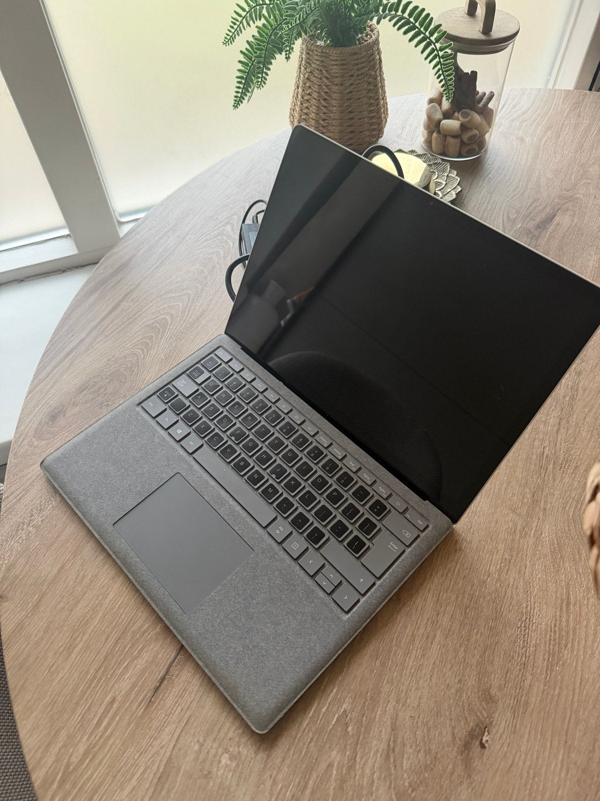 Microsoft Surface Laptop i5-7300U 8GB RAM, Computers en Software, Windows Laptops, Ophalen, 2 tot 3 Ghz, Qwerty, 8 GB