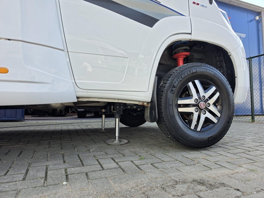 Knaus Sky TI 700 MEG Platinum Vol opties Levelsysteem Airco, Automaat, Ringverwarming, Fiat, Bedrijf