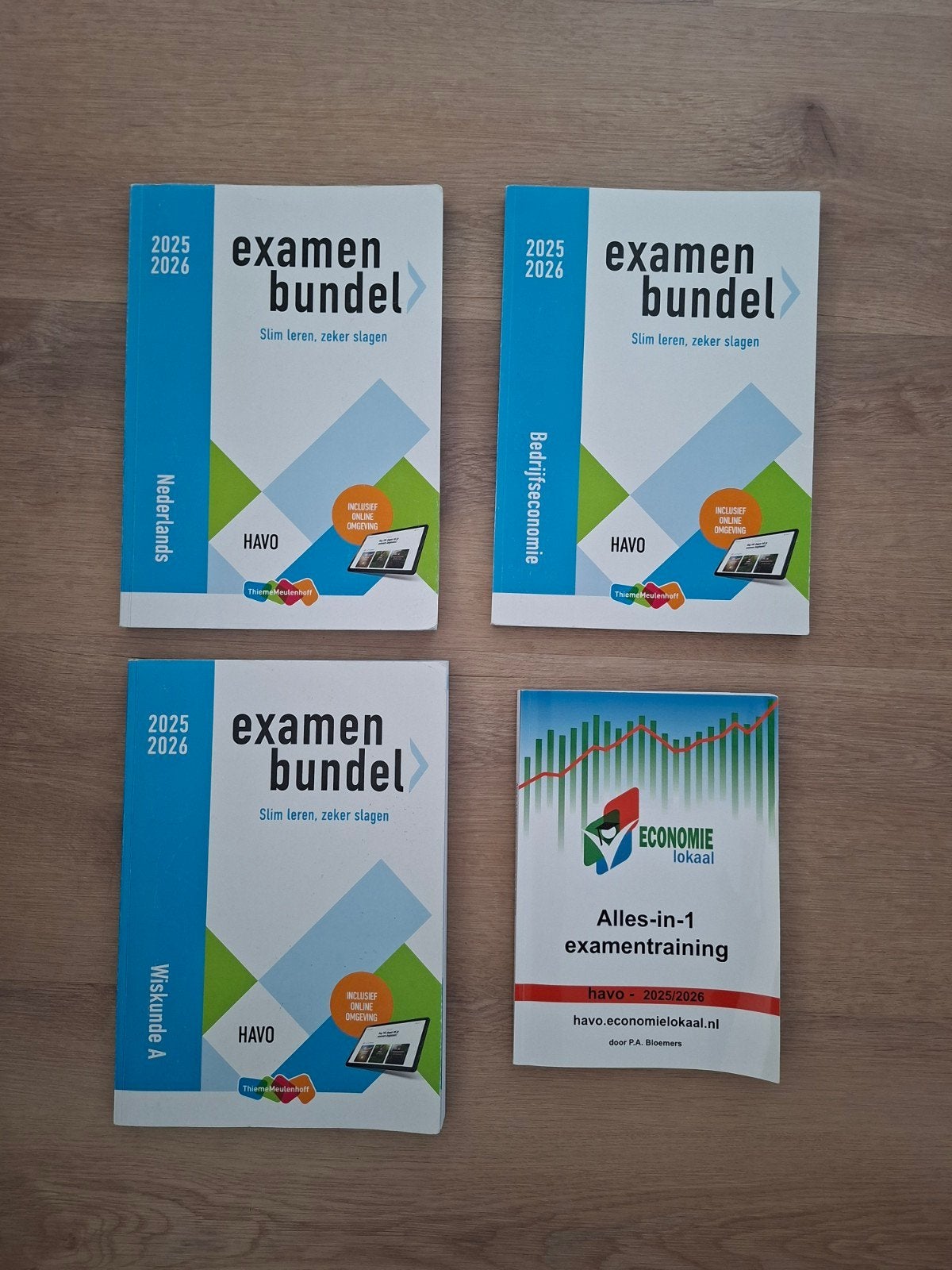 HAVO examenbundel NL- Wiskunde A- Bedrijfseconomie, Economie, Boeken, Economie, Ophalen of Verzenden, Zo goed als nieuw, HAVO